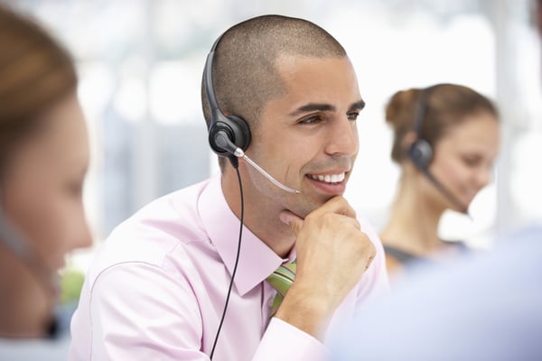 Five Ways that Artificial Intelligence (AI) and Analytics Improve Customer Experience(CX) and Employee Experience (EX)