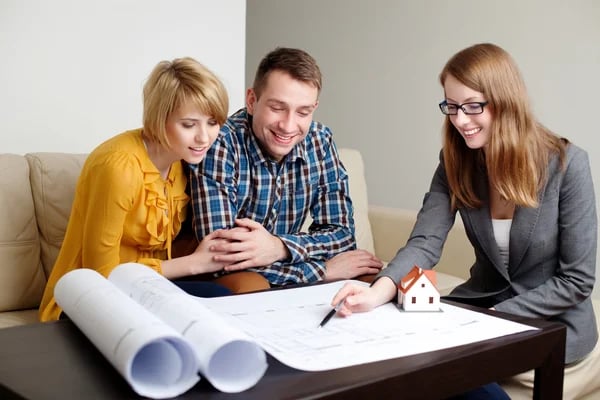 depositphotos_25791345-stock-photo-selling-real-estate
